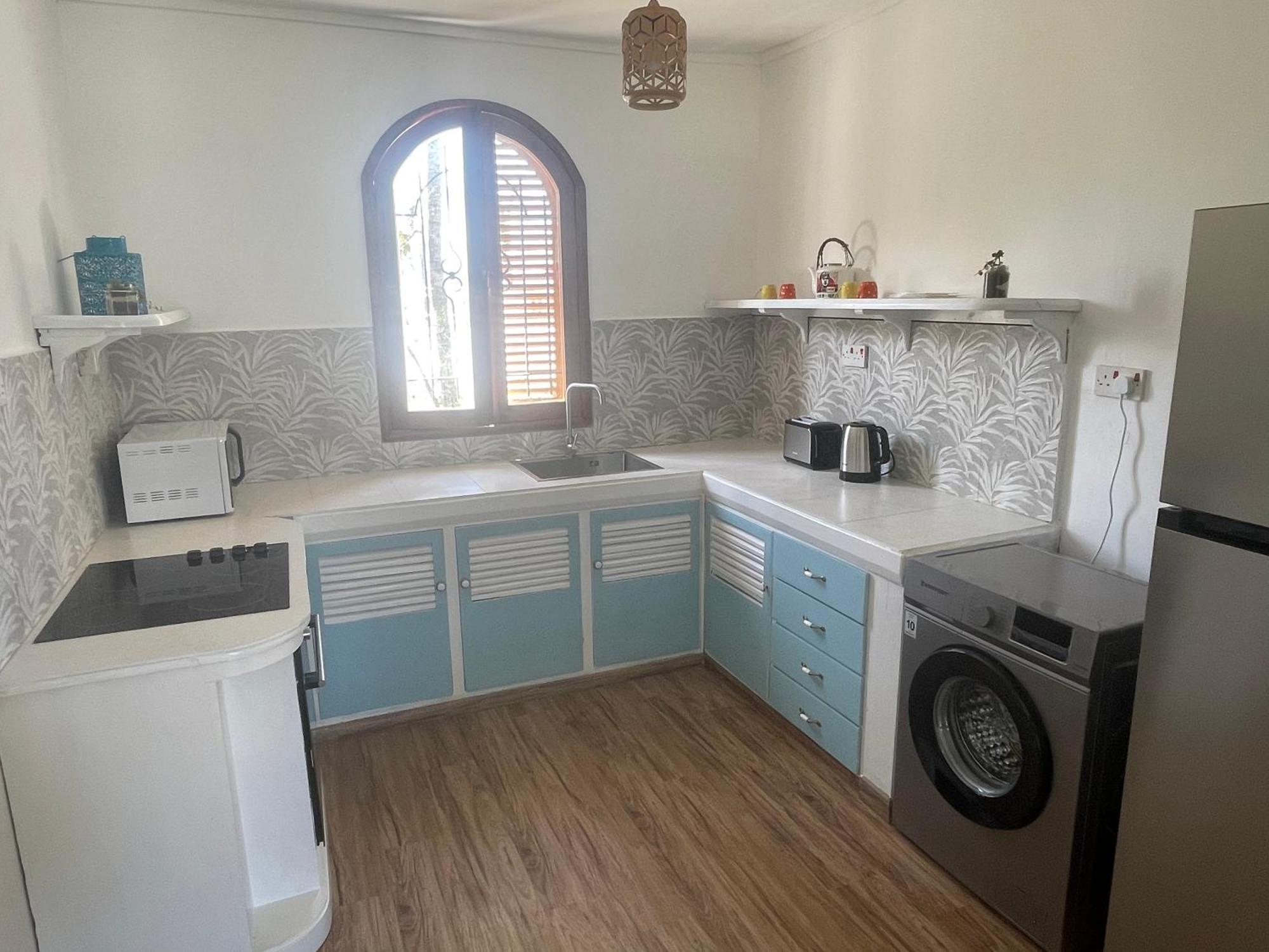 Link Road 69 Apartment Блу Бей Екстериор снимка